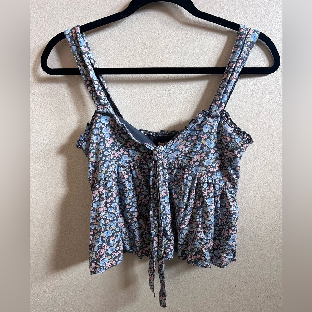 American Eagle outfitters crop top blouse